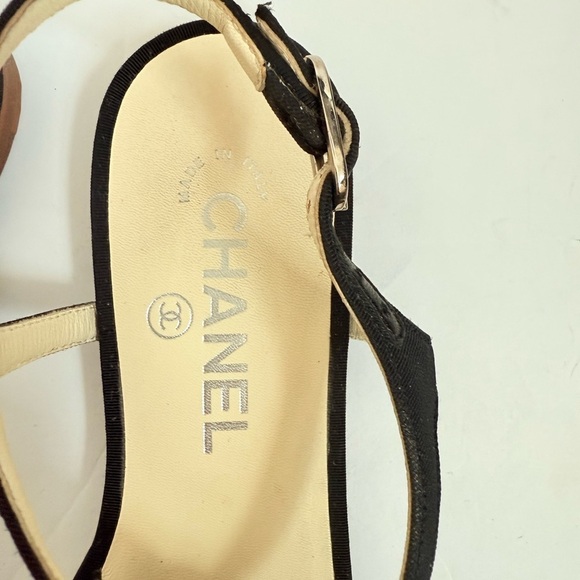 Chanel Black Satin leather interlocking CC Camellia Thong flat Sandals EU 37 - Picture 4 of 12